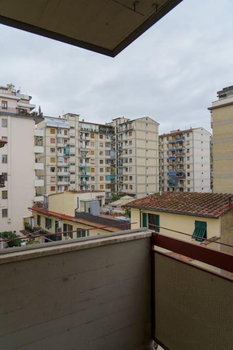 Fanciful 2-Br Outside Ztl Apartman Firenze Kültér fotó